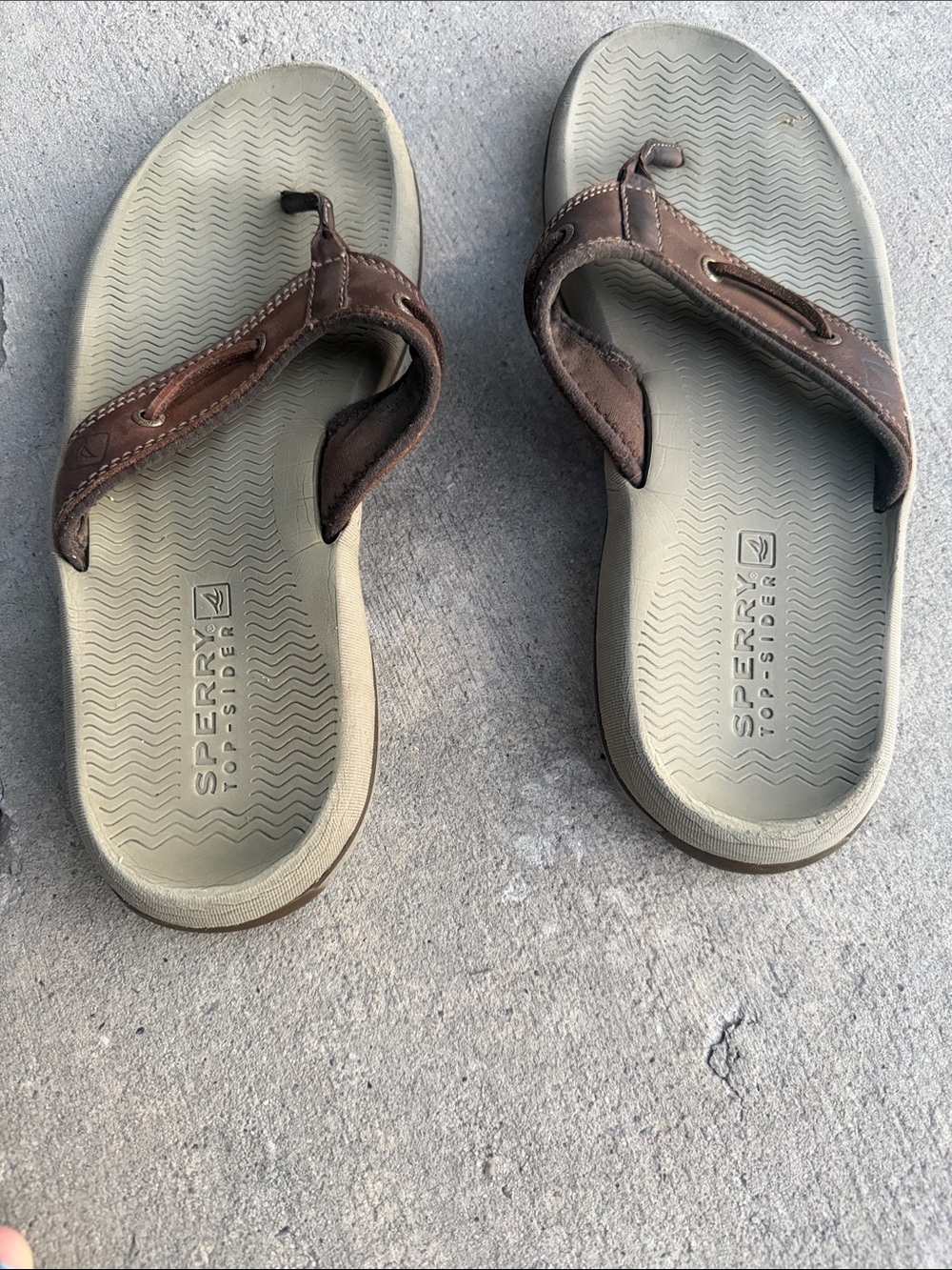 Sperry Brown Leather Thong Sandals with Beige Footbed